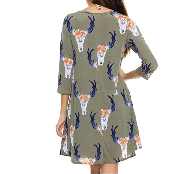 Plus Size Moosehead Print 3/4 Sleeves Tunic Dress - Picture 4 of 4
